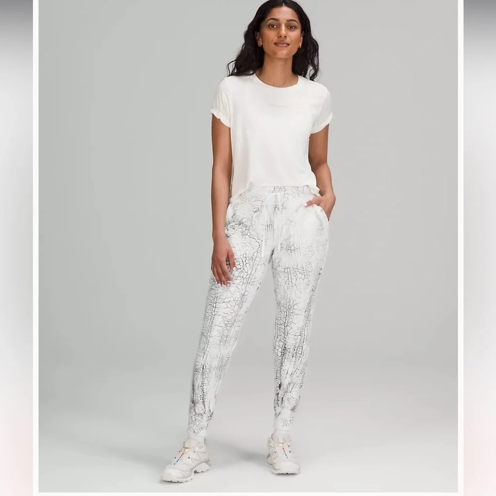 Brand new Lululemon Warm Down Jogger